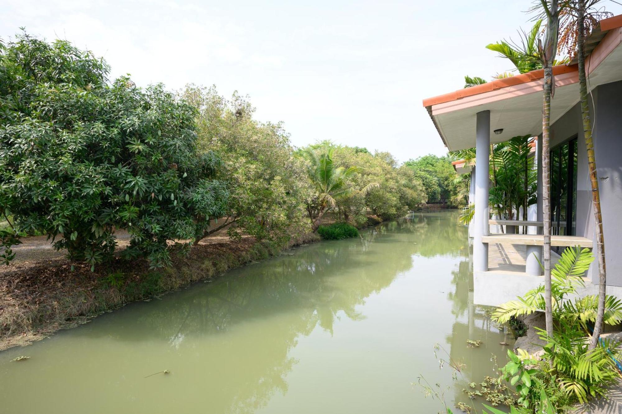 Busaya Resort & Cuisine Nakhon Pathom Eksteriør billede